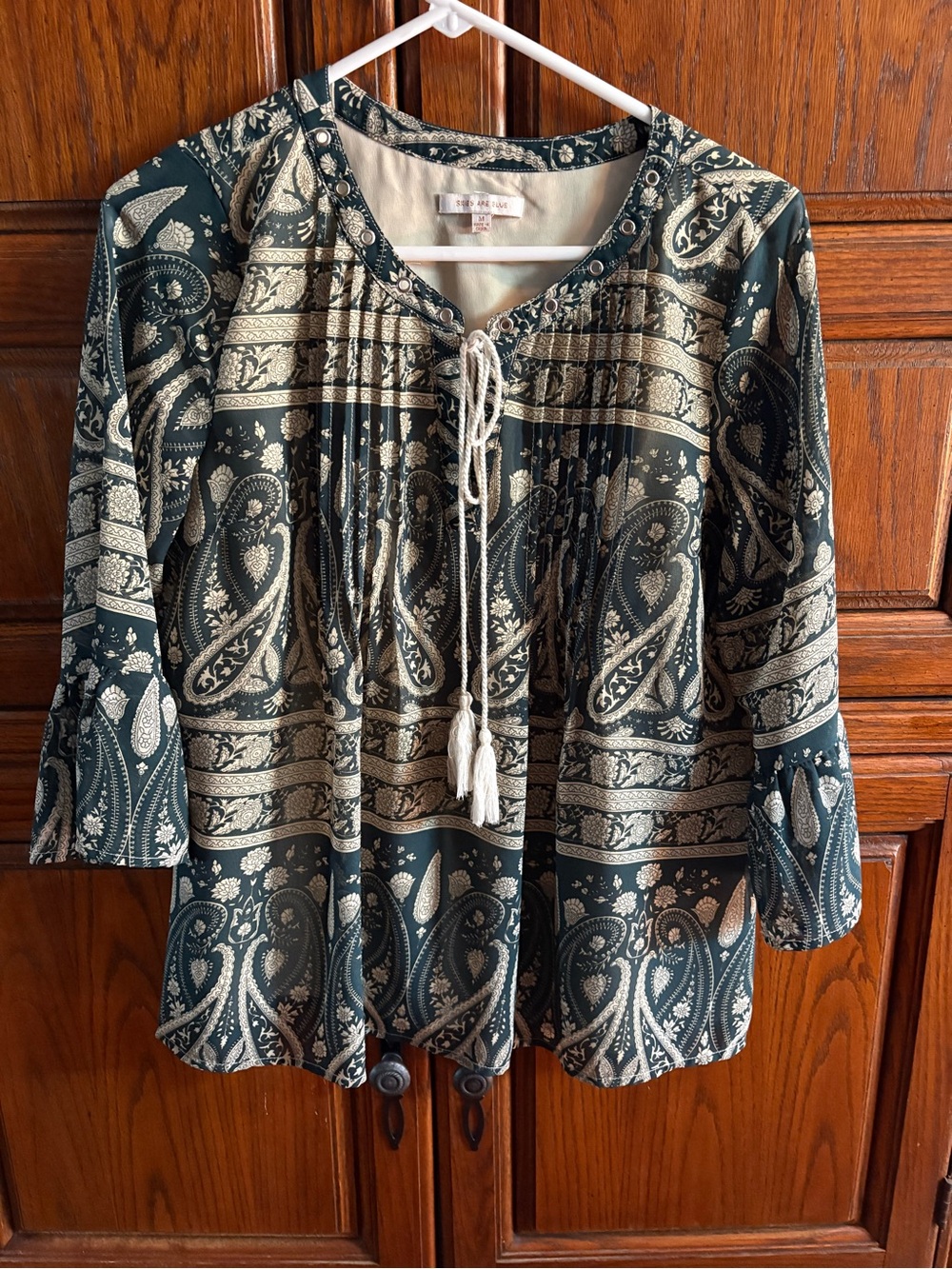 Charming Paisley Tie-Front Blouse - Green/Cream